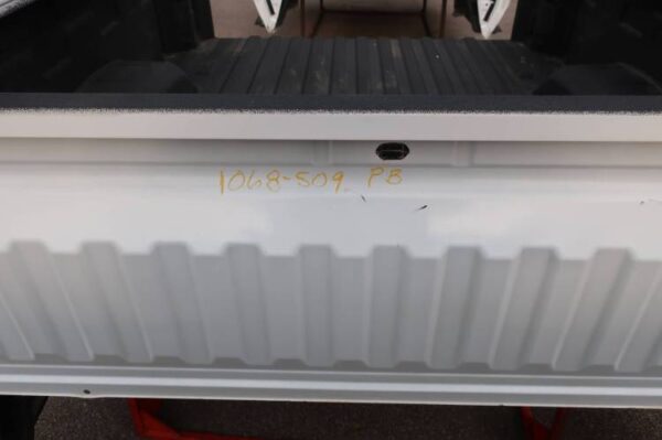 20-C Chevy Silverado HD White 6.9ft Short Truck Bed - Image 3
