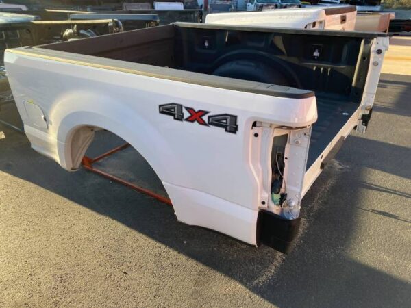 17-22 Ford F-250/F-350 Super Duty White 6.9ft Short Truck Bed - Image 4