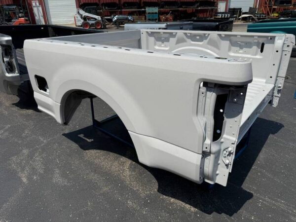 17-22 Ford F-250/F-350 Super Duty Gray/White 6.9ft Short Truck Bed - Image 5
